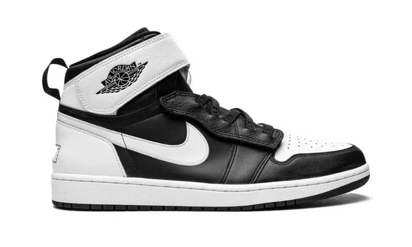 Air Jordan 1 Air Jordan 1 High FlyEase 'Panda'